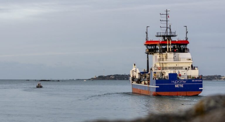 ‘한국 도지사 보고있나?’ 프랑스 도지사가 심혈을 기울인 수소 준설선 세계 최초 출항!