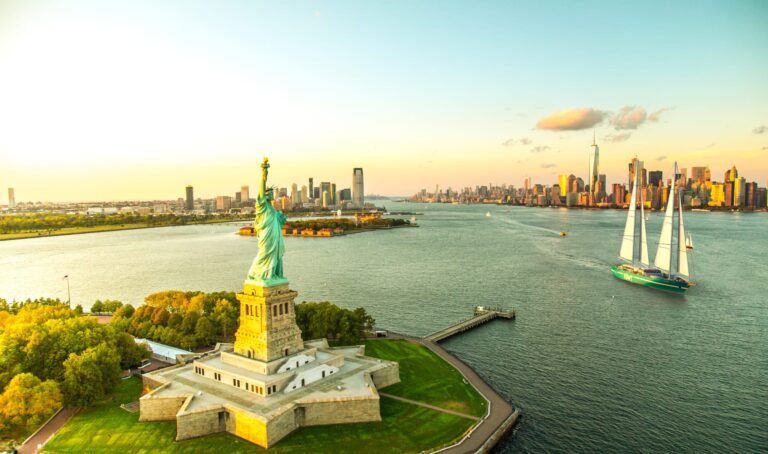 프랑스 해운사 “돛을 단 선박 500척 건조” 탈탄소 해양 미래 도전